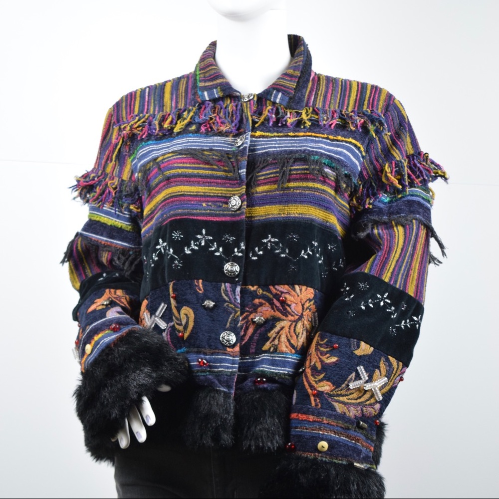 Size M Pushpa Faux Fur Fringe Trim Jacket